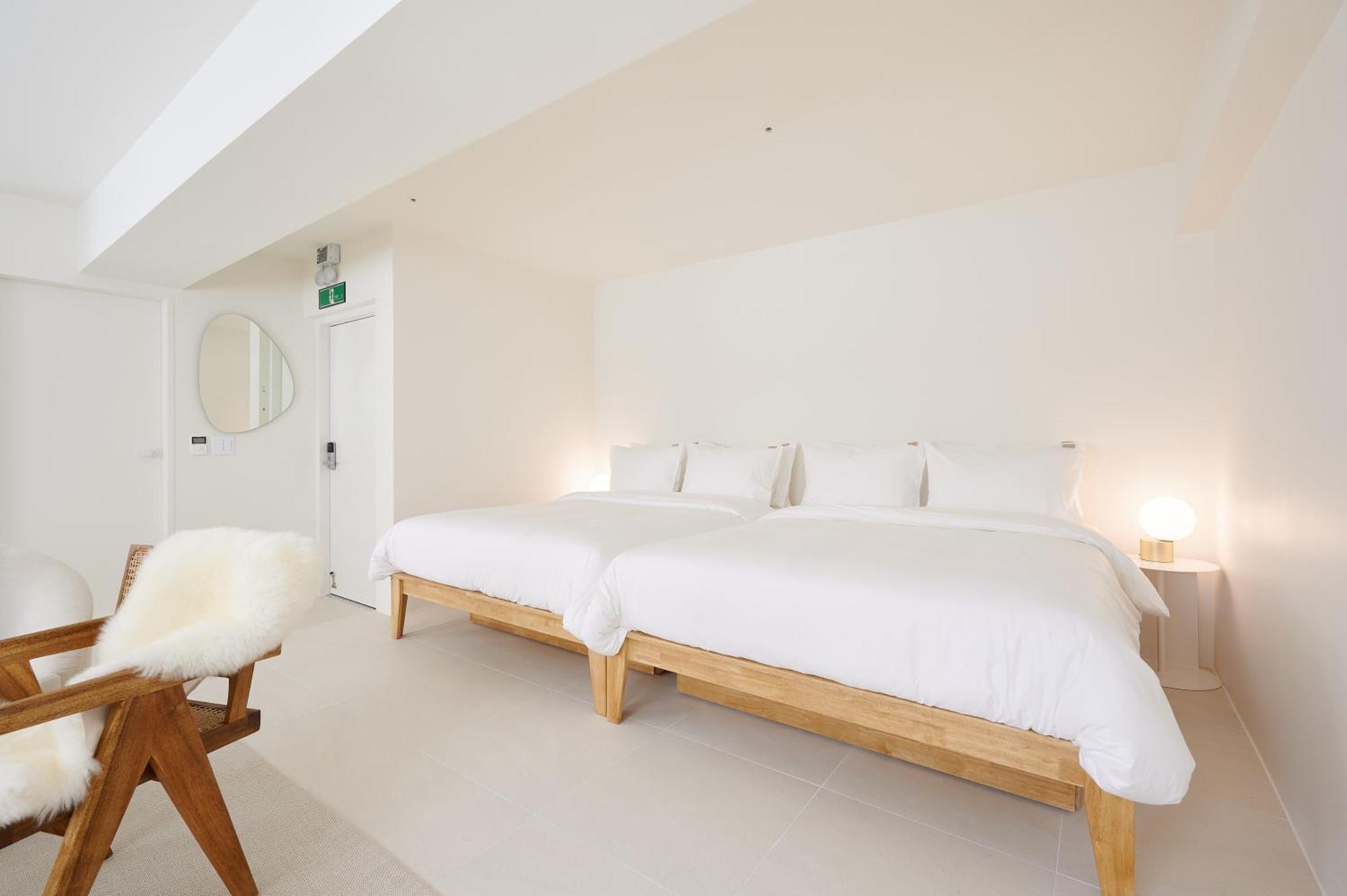Apartmán White Linen House Soul Pokoj fotografie